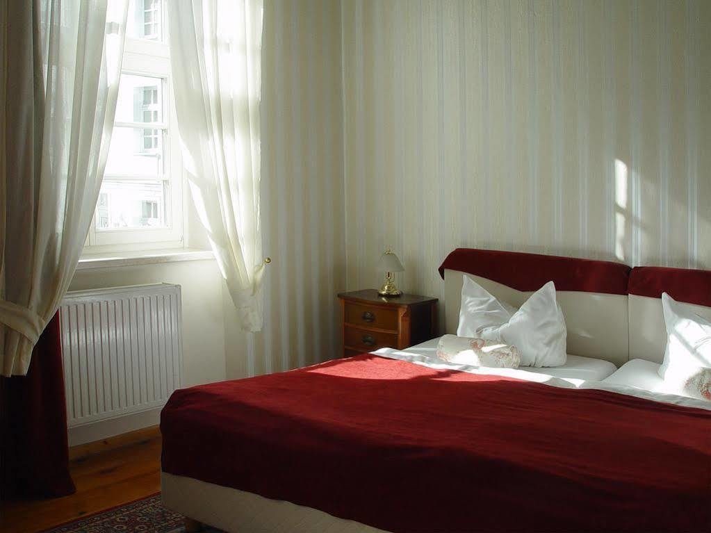 Altes Hafenhaus 3* Rostock