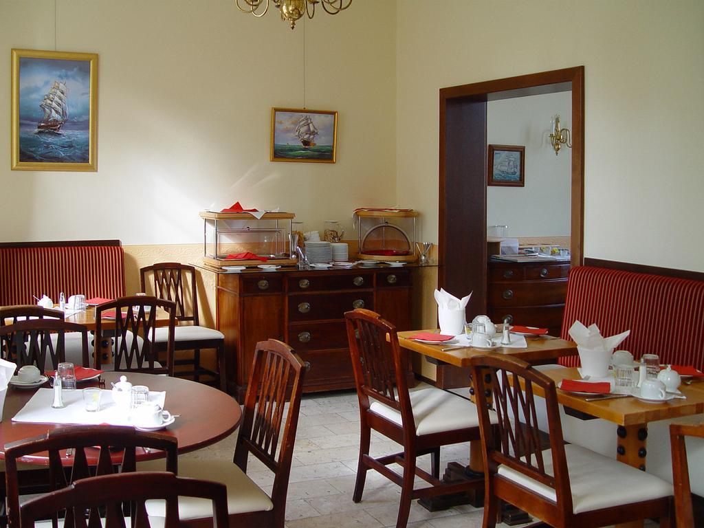 Hotel Altes Hafenhaus Rostock